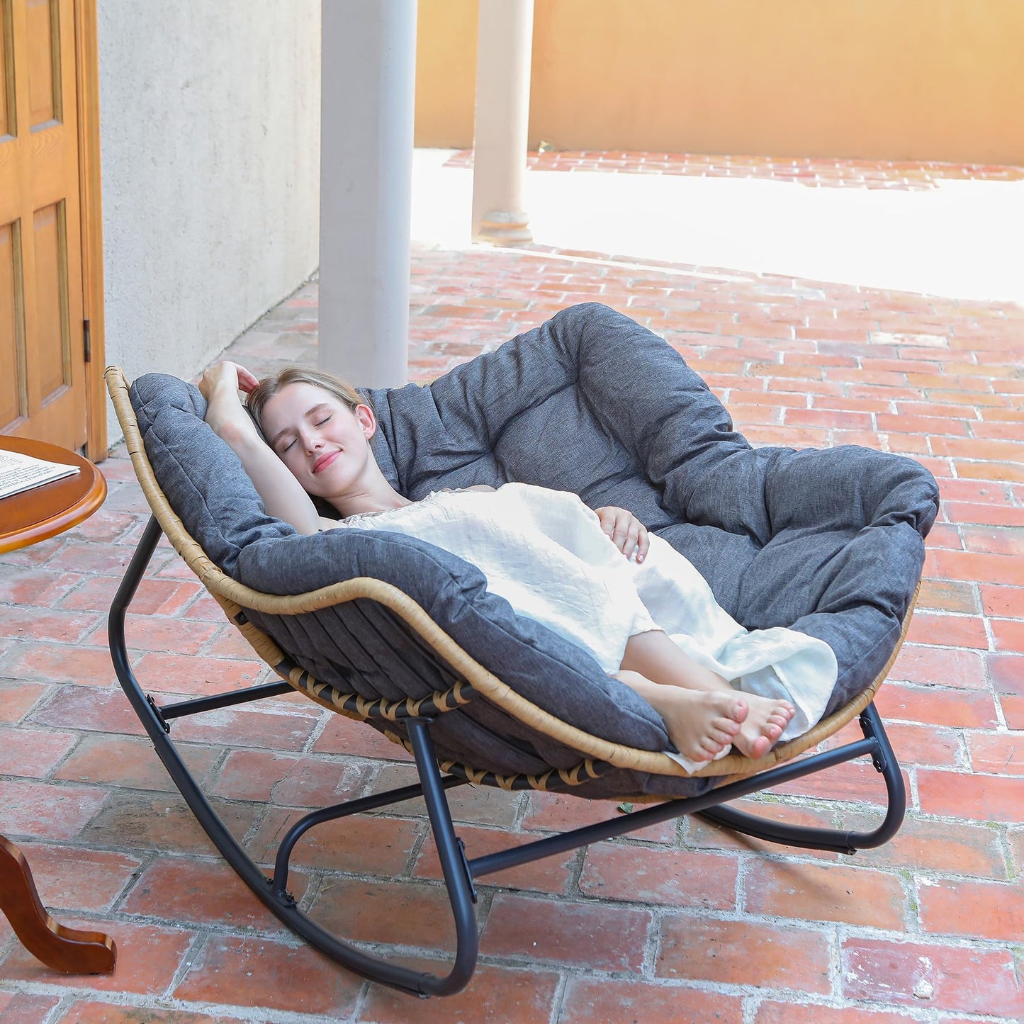 SWITTE Outdoor Rocking Chair, Patio Egg Rocking Chair, Indoor Papasan Chair, Rattan Wicker Lounge Chair, Modern Royal Chair for Bedroom, Living Room, Porch, Garden, Lawn-Beige