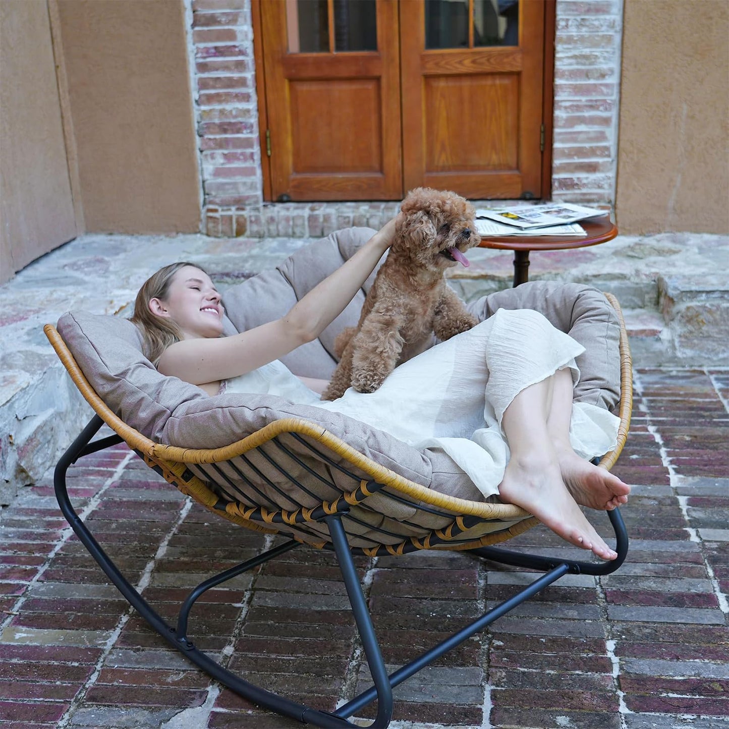 SWITTE Outdoor Rocking Chair, Patio Egg Rocking Chair, Indoor Papasan Chair, Rattan Wicker Lounge Chair, Modern Royal Chair for Bedroom, Living Room, Porch, Garden, Lawn-Beige